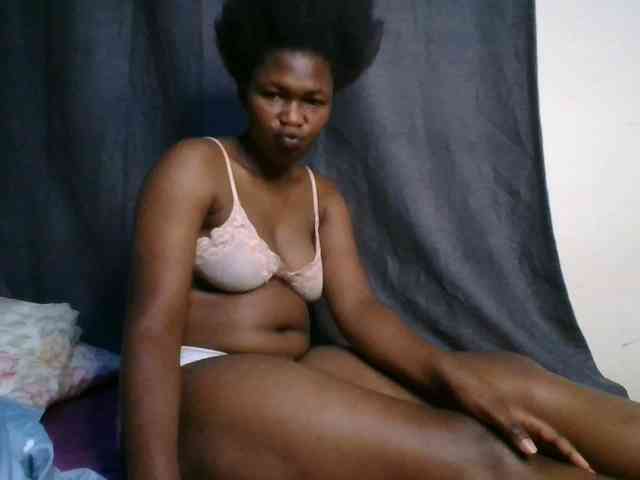 cute-faizah webcam