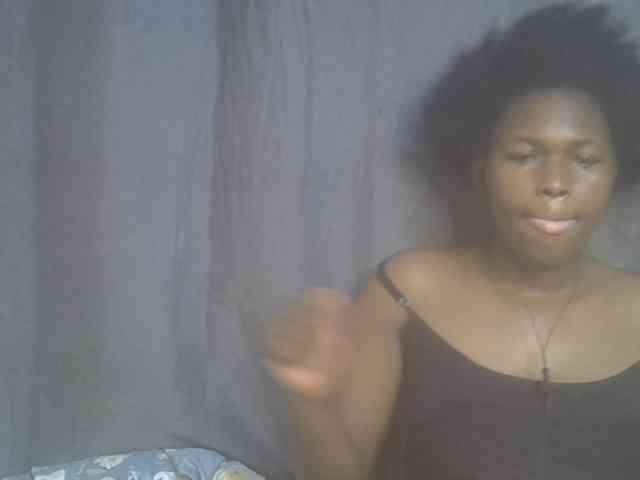 cute-faizah webcam