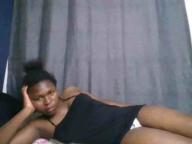 cute-faizah webcam