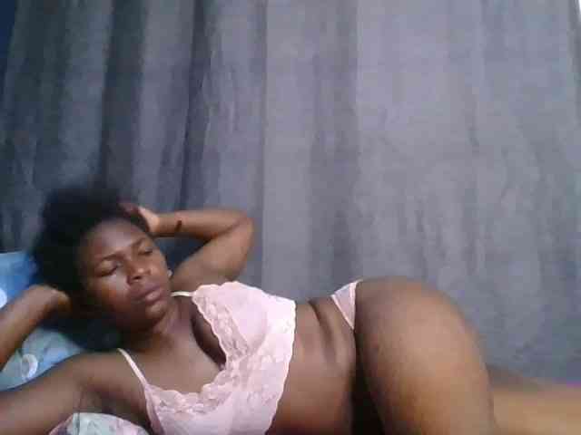 cute-faizah webcam