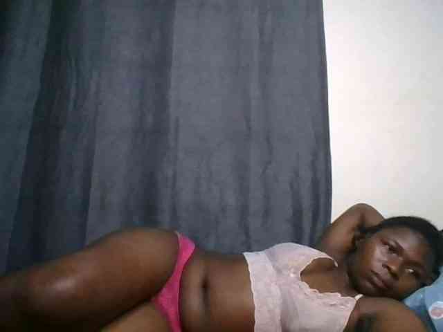cute-faizah webcam