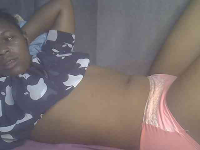 cute-faizah webcam