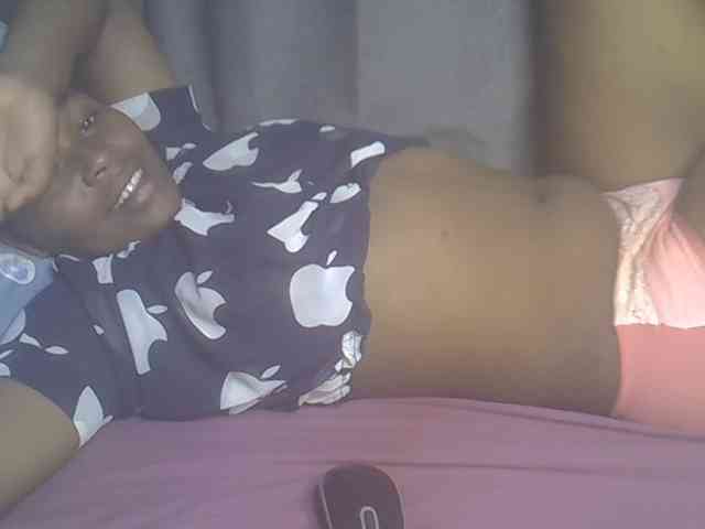 cute-faizah webcam