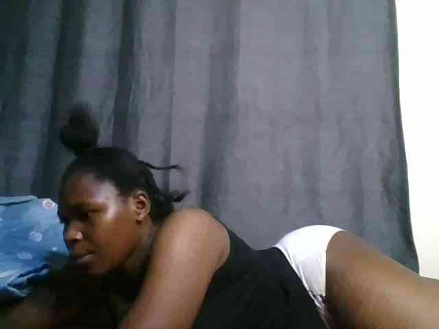 cute-faizah webcam