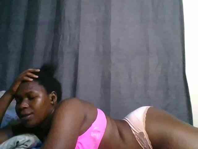 cute-faizah webcam