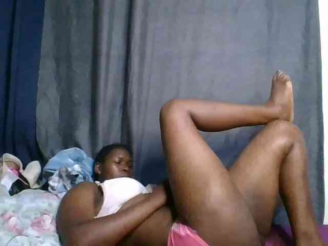 cute-faizah webcam
