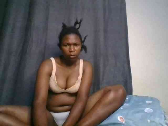 cute-faizah webcam