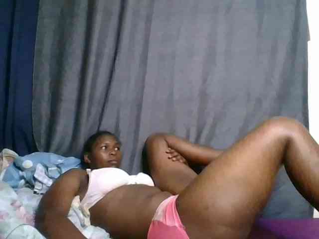 cute-faizah webcam