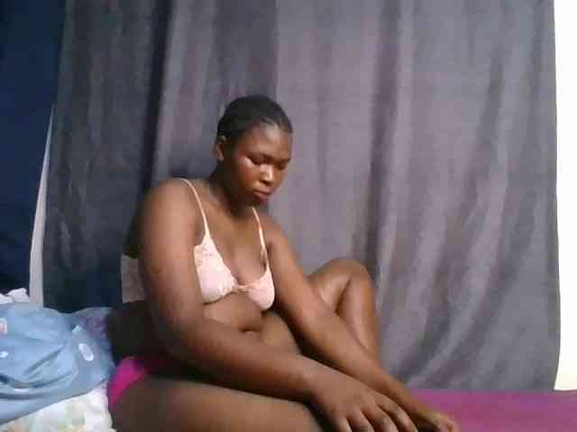 cute-faizah webcam