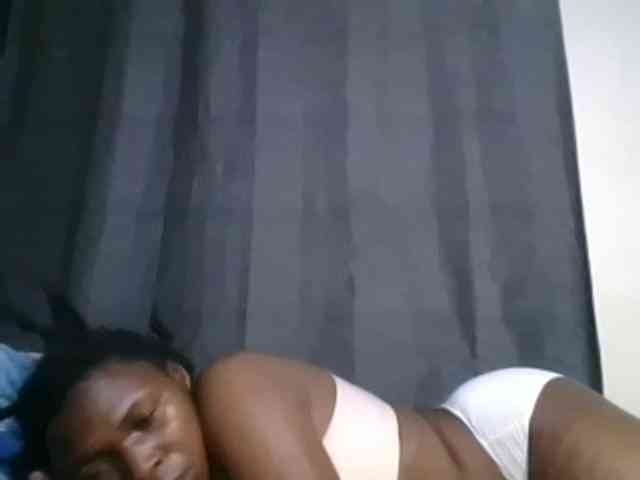 cute-faizah webcam