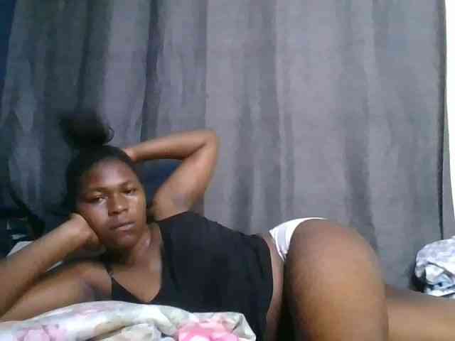 cute-faizah webcam