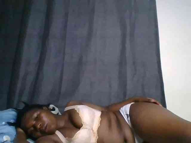 cute-faizah webcam