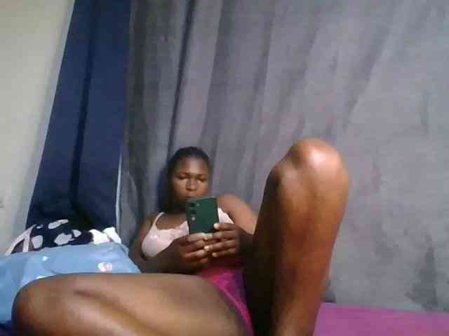 cute-faizah webcam