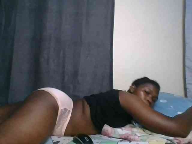 cute-faizah webcam