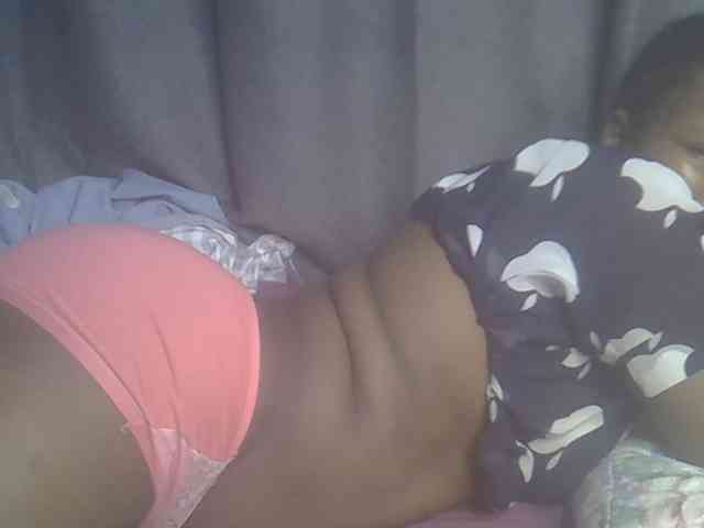 cute-faizah webcam