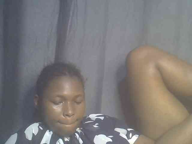 cute-faizah webcam