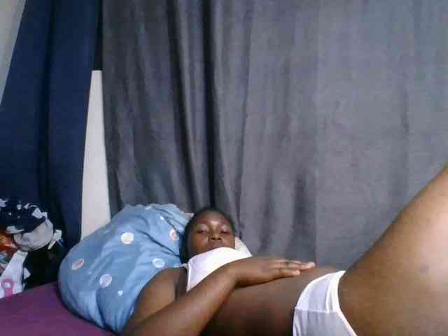 cute-faizah webcam