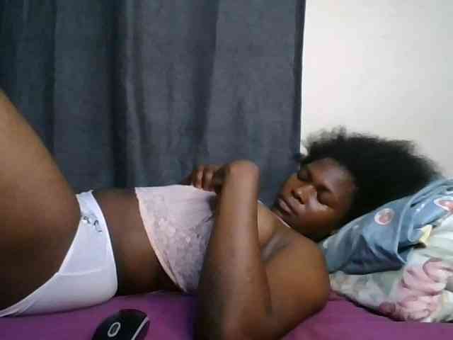 cute-faizah webcam