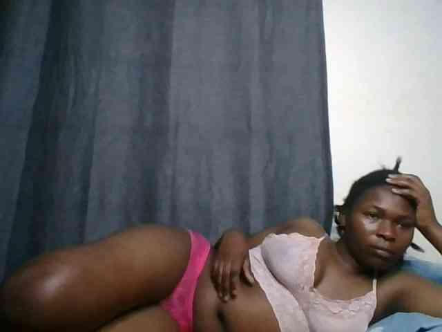 cute-faizah webcam