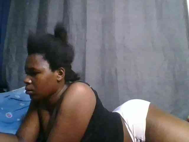 cute-faizah webcam