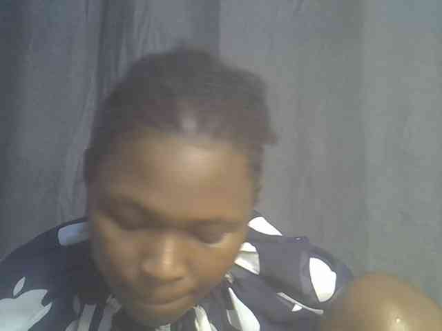 cute-faizah webcam