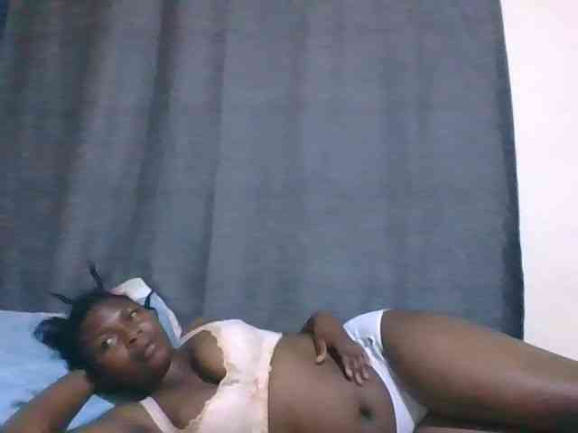cute-faizah webcam