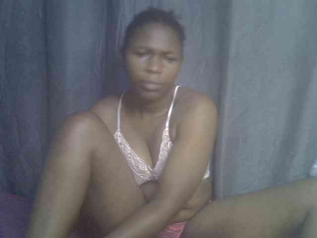 cute-faizah webcam