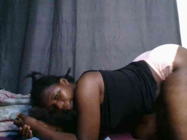 cute-faizah webcam
