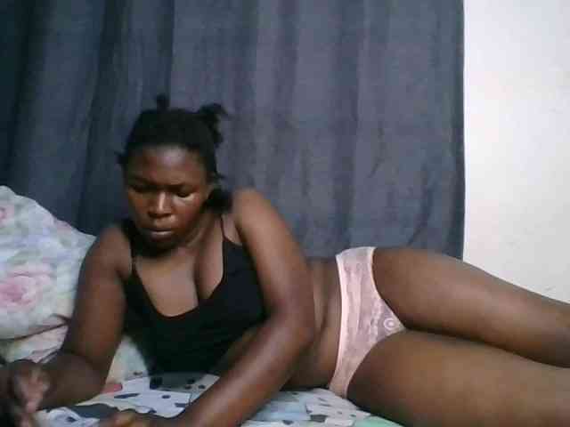 cute-faizah webcam