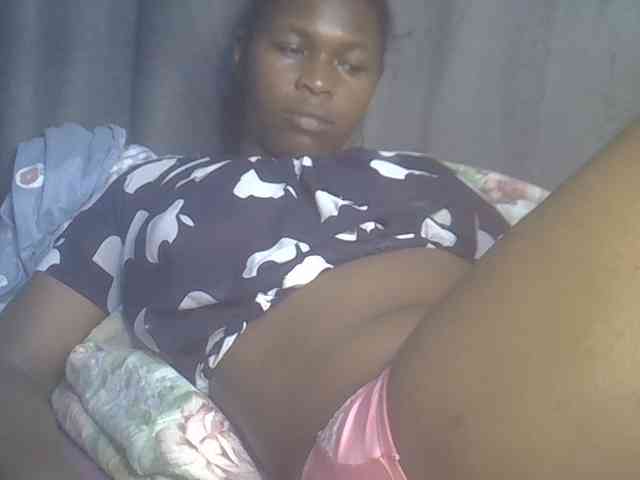 cute-faizah webcam