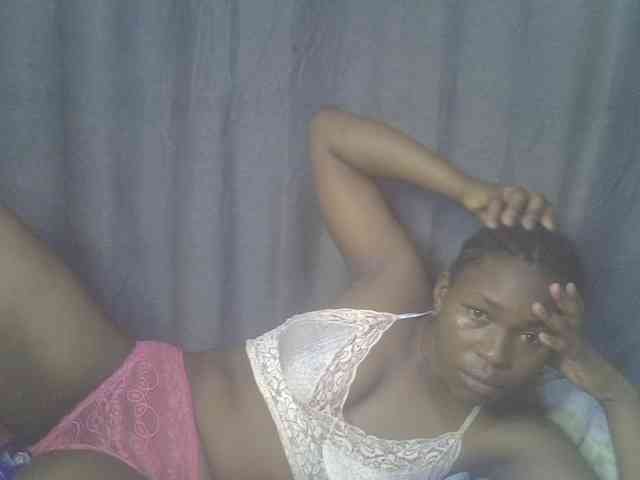 cute-faizah webcam