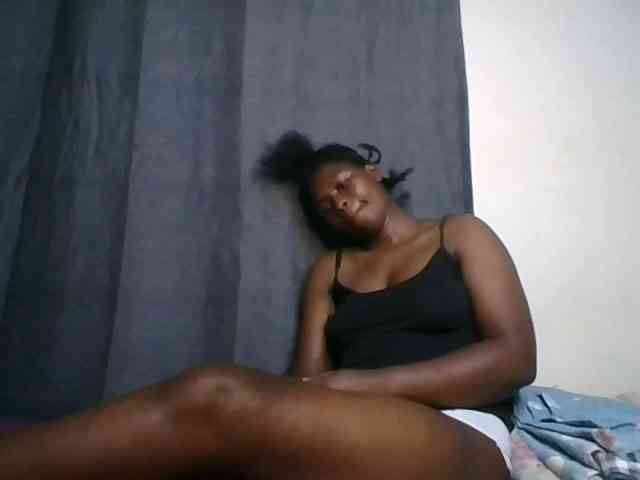cute-faizah webcam