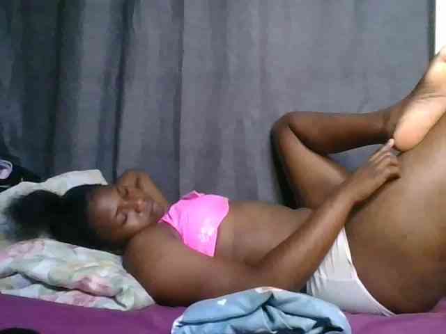 cute-faizah webcam