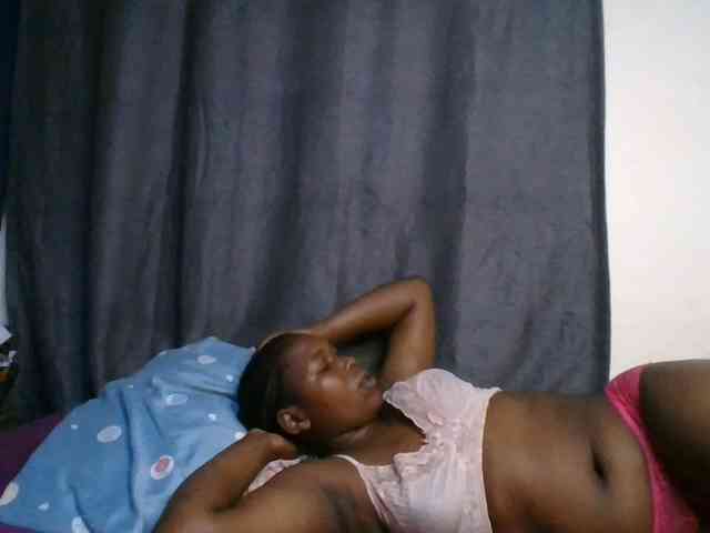 cute-faizah webcam