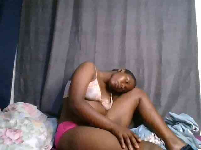 cute-faizah webcam