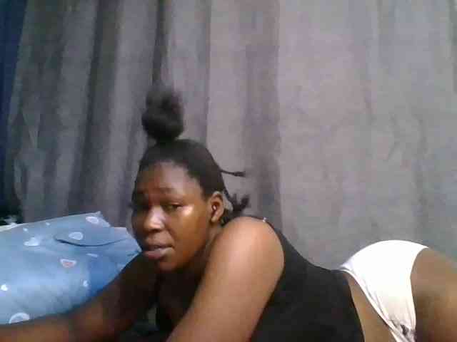 cute-faizah webcam