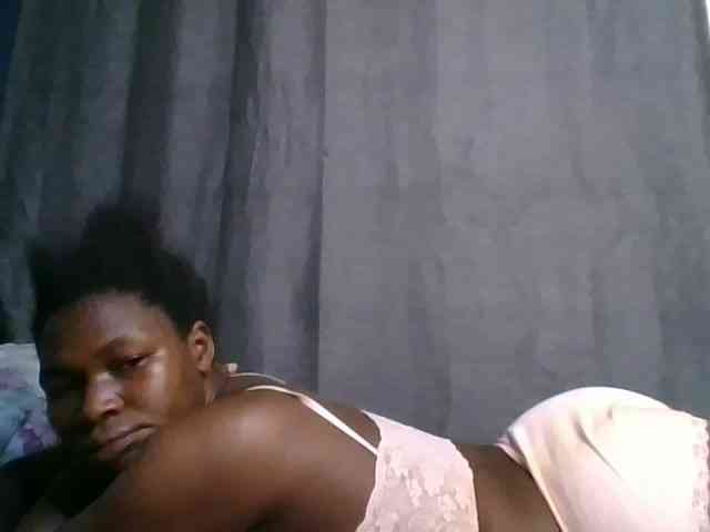 cute-faizah webcam