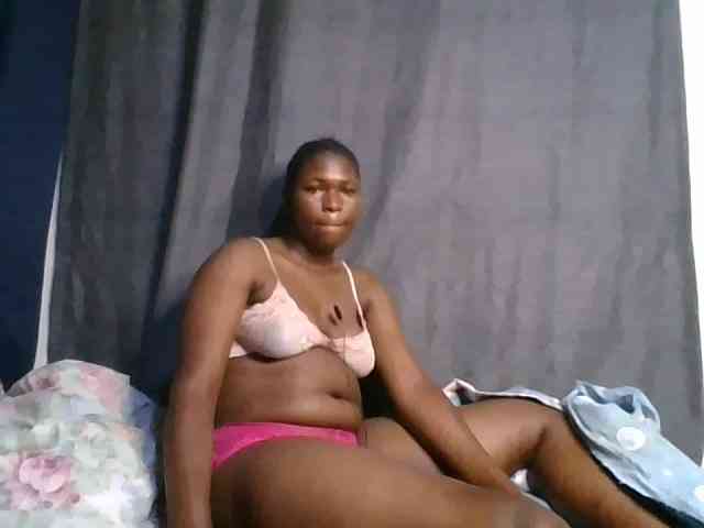 cute-faizah webcam