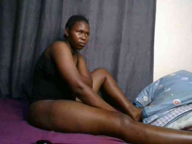 cute-faizah webcam