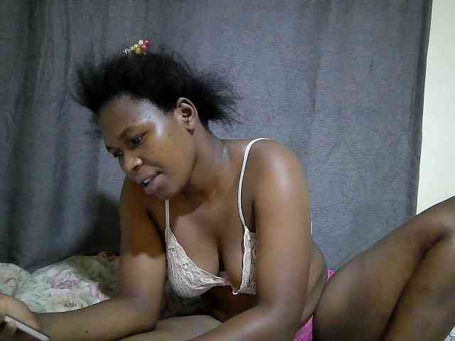 cute-faizah webcam