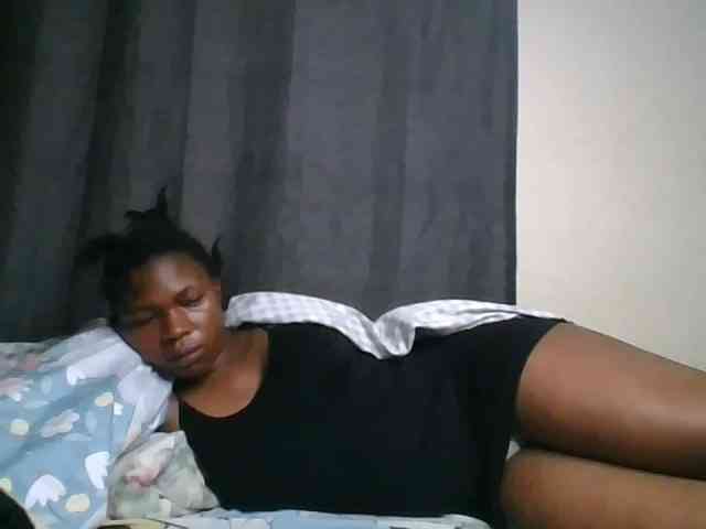 cute-faizah webcam
