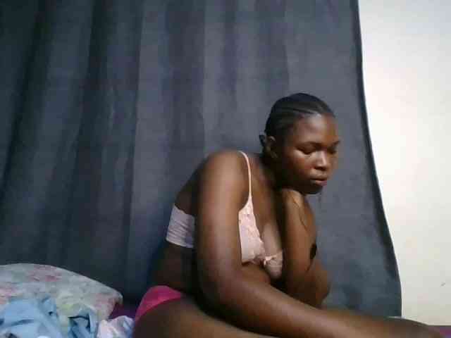 cute-faizah webcam