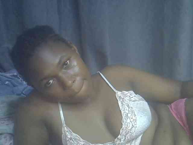 cute-faizah webcam