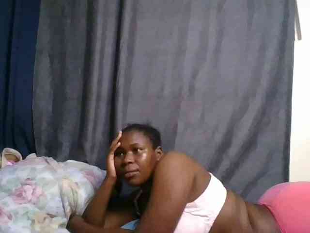 cute-faizah webcam