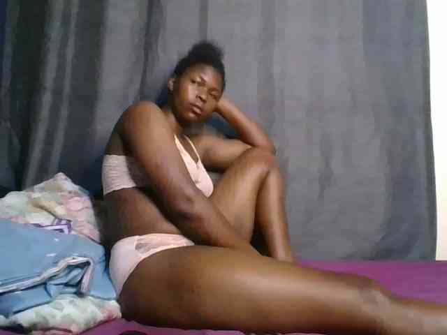 cute-faizah webcam