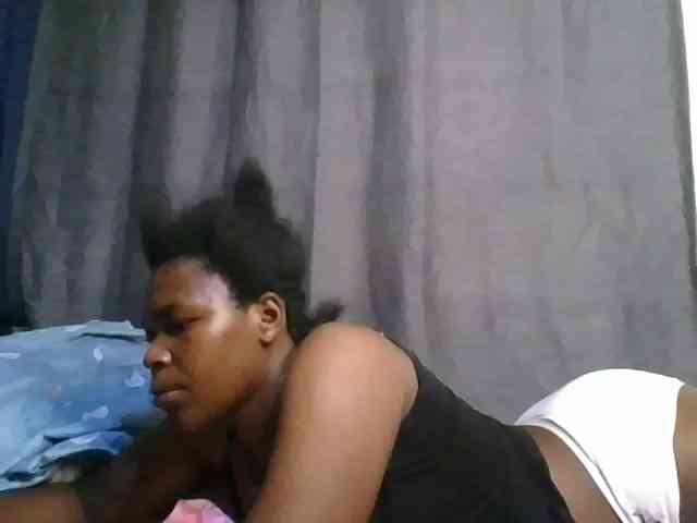 cute-faizah webcam
