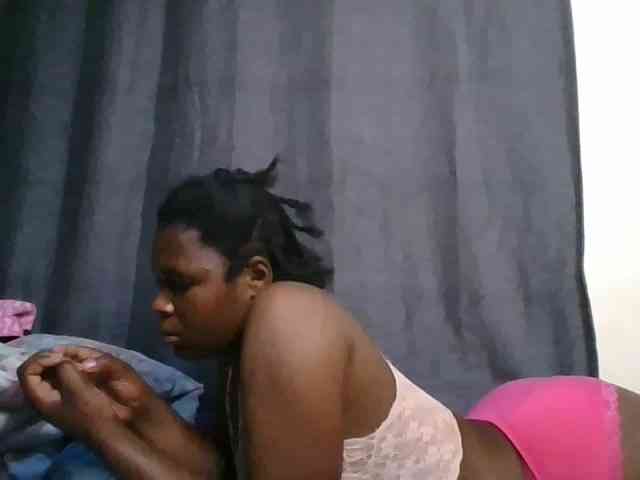cute-faizah webcam