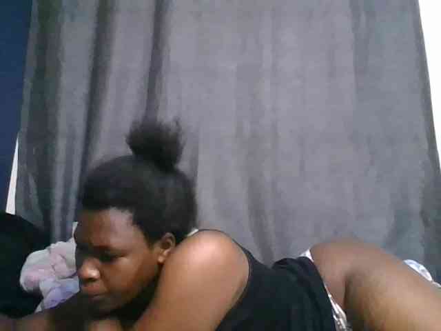 cute-faizah webcam