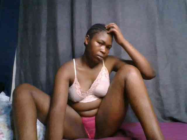 cute-faizah webcam