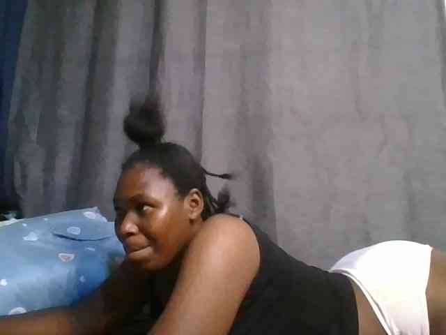 cute-faizah webcam